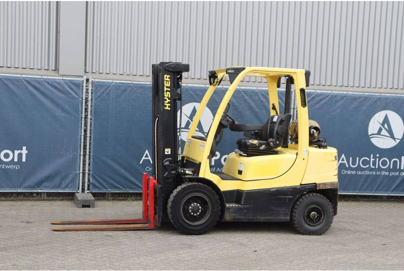 Hyster H3.0FT - Chariot élévateur à gaz: photos 1 Hyster H3.0FT - Chariot élévateur à gaz: photos 1