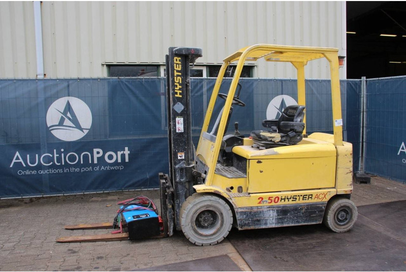 Hyster J2.50ACX - Chariot élévateur électrique: photos 1 Hyster J2.50ACX - Chariot élévateur électrique: photos 1