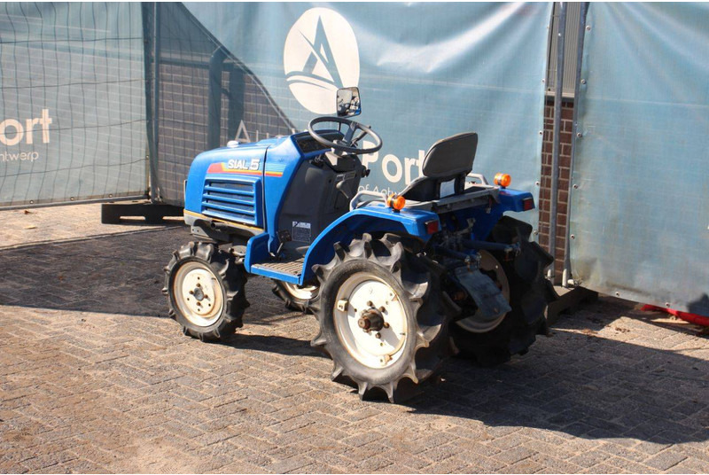 Iseki Sial 5 - Tracteur agricole: photos 3 Iseki Sial 5 - Tracteur agricole: photos 3