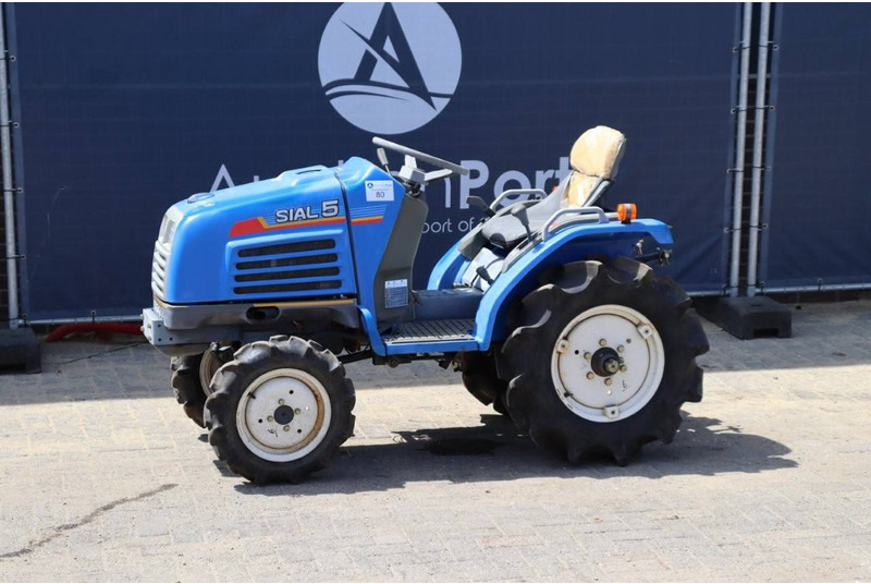 Iseki Sial 5 - Tracteur agricole: photos 1 Iseki Sial 5 - Tracteur agricole: photos 1