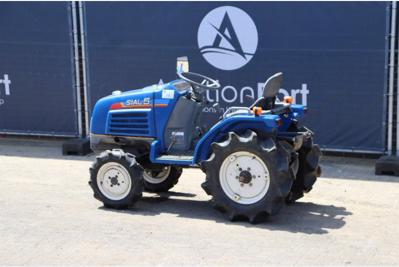 Iseki Sial 5 - Tracteur agricole: photos 3 Iseki Sial 5 - Tracteur agricole: photos 3