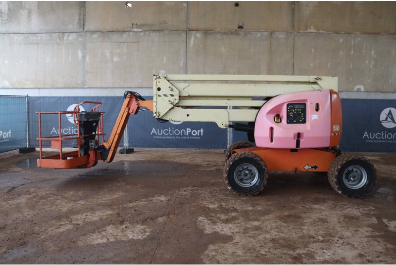 JLG 450AJ - Nacelle articulée: photos 2 JLG 450AJ - Nacelle articulée: photos 2