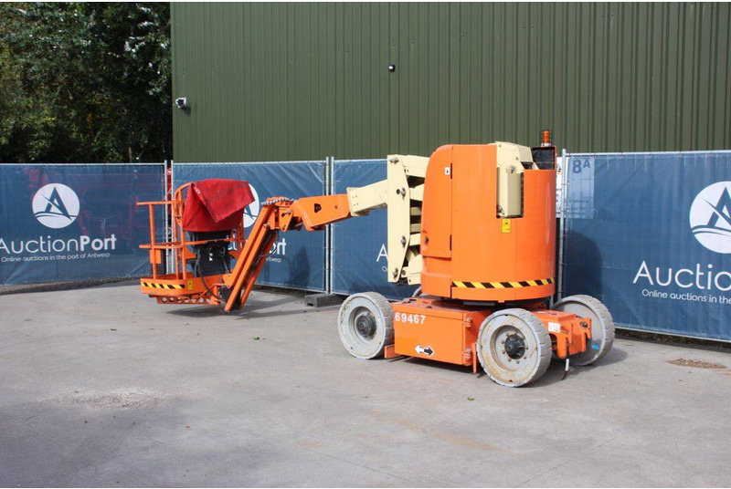 JLG E300AJP - Nacelle articulée: photos 3 JLG E300AJP - Nacelle articulée: photos 3