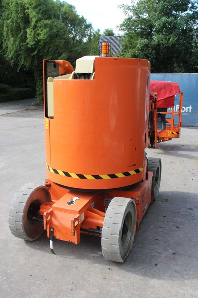 JLG E300AJP - Nacelle articulée: photos 5 JLG E300AJP - Nacelle articulée: photos 5