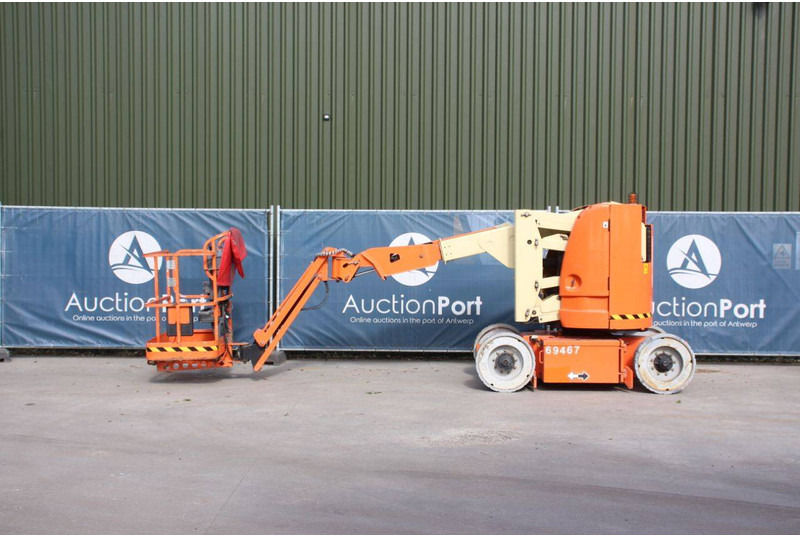 JLG E300AJP - Nacelle articulée: photos 2 JLG E300AJP - Nacelle articulée: photos 2