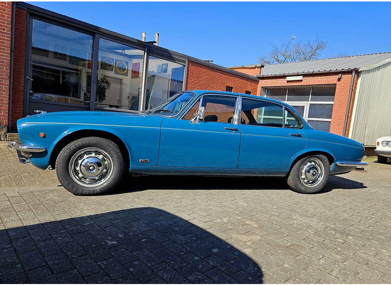 Jaguar XJ 4.2 Manual 4-Speed Overdrive - Berline: photos 2 Jaguar XJ 4.2 Manual 4-Speed Overdrive - Berline: photos 2