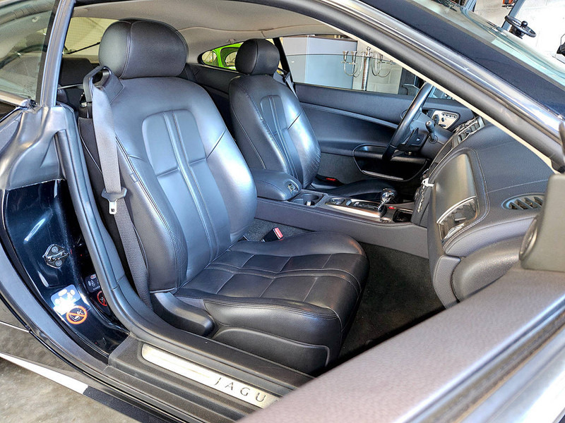 Berline Jaguar 'XK (X150) 4.2: photos 13