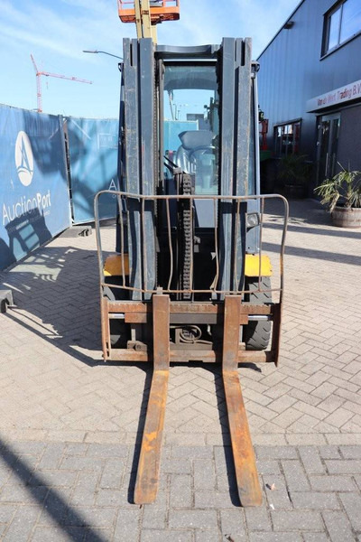 Chariot élévateur à gaz Jungheinrich TFG 425: photos 7