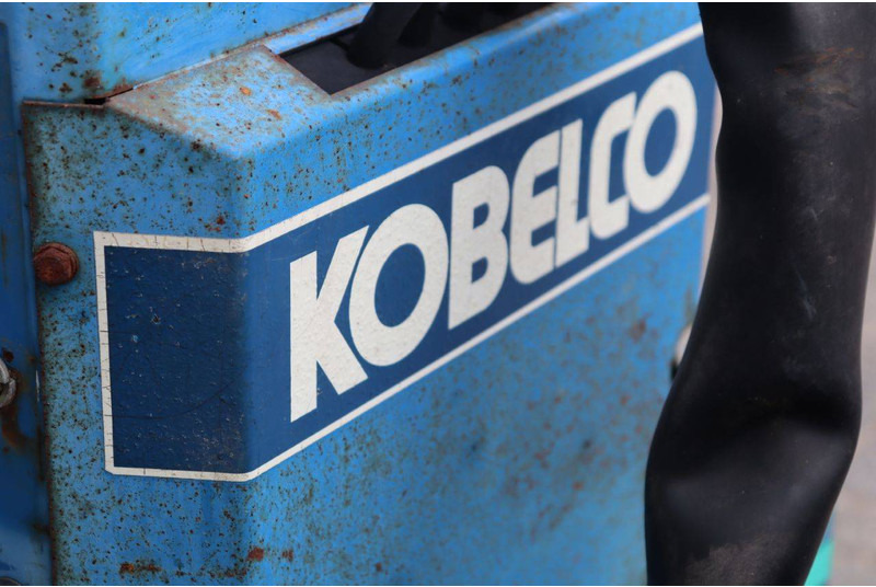 Mini pelle Kobelco SK007: photos 19