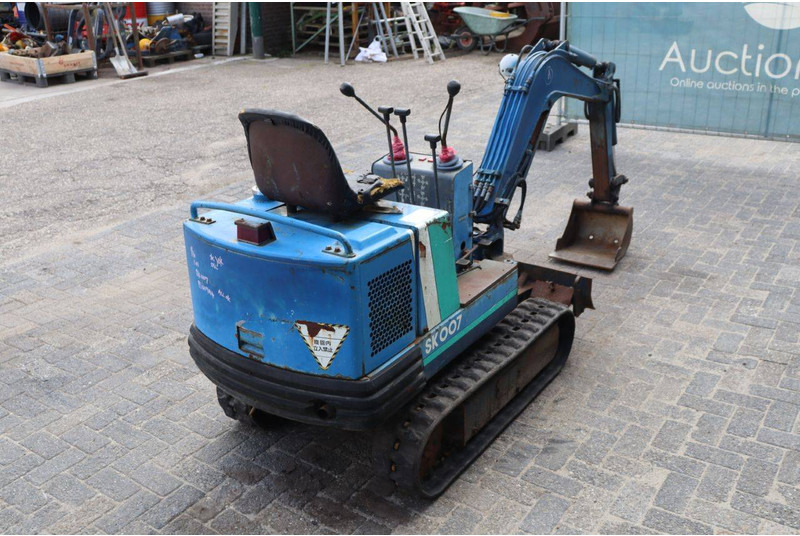 Mini pelle Kobelco SK007: photos 6