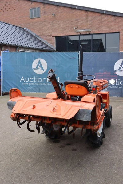 Kubota B1400 - Tracteur agricole: photos 5 Kubota B1400 - Tracteur agricole: photos 5