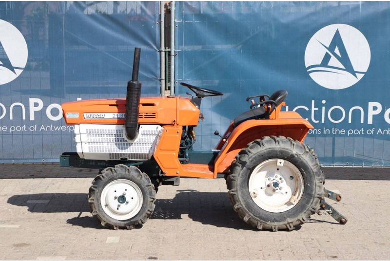Kubota B1400 - Tracteur agricole: photos 2 Kubota B1400 - Tracteur agricole: photos 2