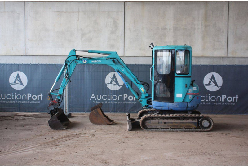 Kubota U-35 - Pelle sur chenille: photos 2 Kubota U-35 - Pelle sur chenille: photos 2