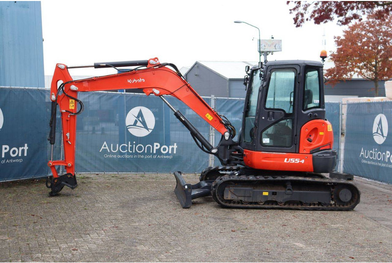 Kubota U55-4 - Pelle sur chenille: photos 1 Kubota U55-4 - Pelle sur chenille: photos 1