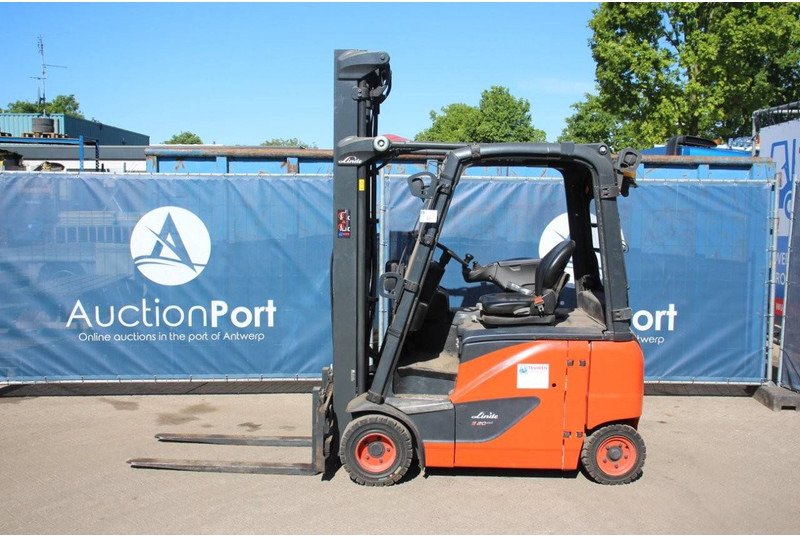 Linde E20PH-02 - Chariot élévateur électrique: photos 2 Linde E20PH-02 - Chariot élévateur électrique: photos 2