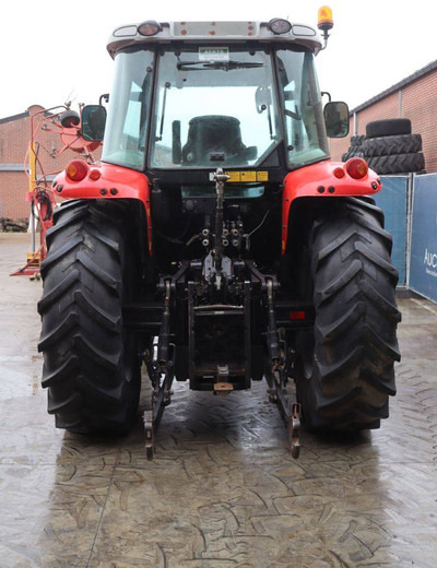 Massey Ferguson 5455 Dyna-4 - Tracteur agricole: photos 5 Massey Ferguson 5455 Dyna-4 - Tracteur agricole: photos 5