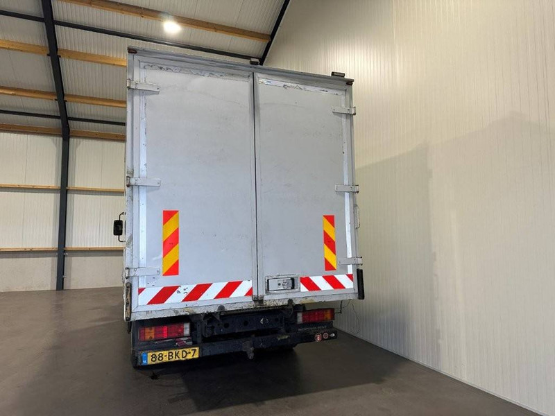 Mercedes-Benz 816 D - Camion fourgon: photos 4 Mercedes-Benz 816 D - Camion fourgon: photos 4