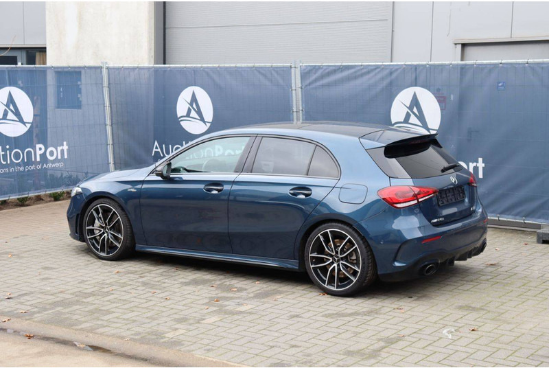Mercedes-Benz A-Klasse 35 AMG Hatchback - Berline: photos 3 Mercedes-Benz A-Klasse 35 AMG Hatchback - Berline: photos 3