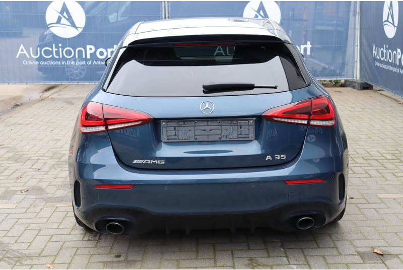 Mercedes-Benz A-Klasse 35 AMG Hatchback - Berline: photos 5 Mercedes-Benz A-Klasse 35 AMG Hatchback - Berline: photos 5