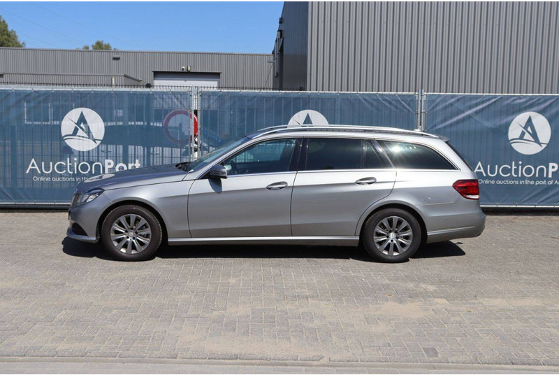 Mercedes-Benz E-Klasse 200 CDI - Voiture: photos 2 Mercedes-Benz E-Klasse 200 CDI - Voiture: photos 2