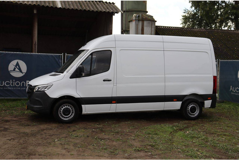 Mercedes-Benz Sprinter - Fourgon utilitaire: photos 1 Mercedes-Benz Sprinter - Fourgon utilitaire: photos 1