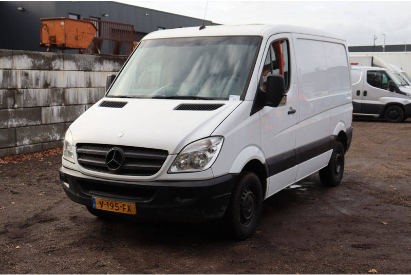 Fourgon utilitaire Mercedes-Benz Sprinter: photos 9 Fourgon utilitaire Mercedes-Benz Sprinter: photos 9