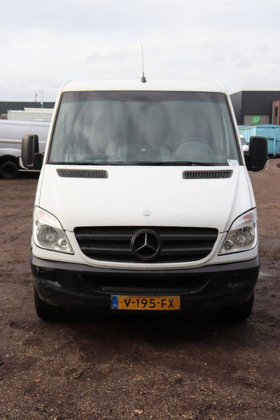 Fourgon utilitaire Mercedes-Benz Sprinter: photos 8 Fourgon utilitaire Mercedes-Benz Sprinter: photos 8