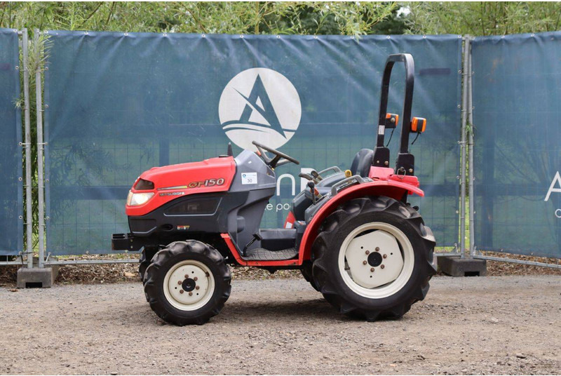 Mitsubishi GF150 - Tracteur agricole: photos 1 Mitsubishi GF150 - Tracteur agricole: photos 1