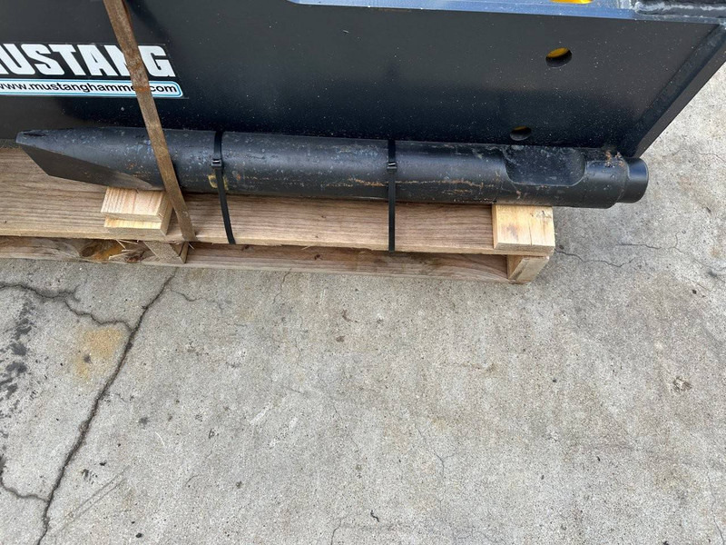 Mustang HM 1002 - Marteau hydraulique: photos 4 Mustang HM 1002 - Marteau hydraulique: photos 4