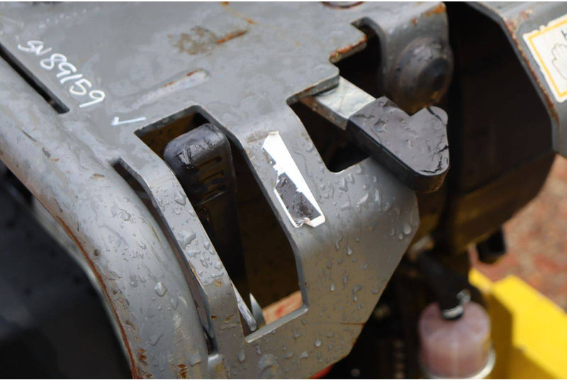 Plaque vibrante Neuson DPU3750: photos 18 Plaque vibrante Neuson DPU3750: photos 18