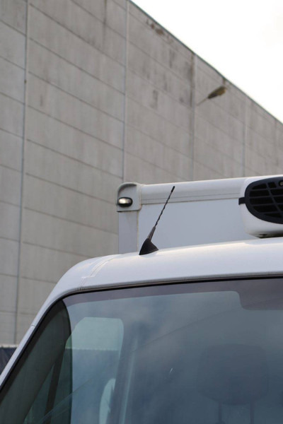 Utilitaire frigorifique Nissan NV400: photos 13