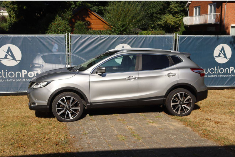 Nissan QASHQAI - SUV: photos 1 Nissan QASHQAI - SUV: photos 1