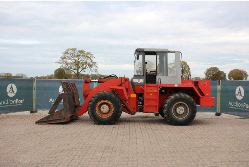 O & K L25 - Chargeuse sur pneus: photos 2 O & K L25 - Chargeuse sur pneus: photos 2