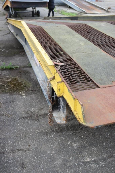 OP RY BRUG - Remorque plateau: photos 5 OP RY BRUG - Remorque plateau: photos 5