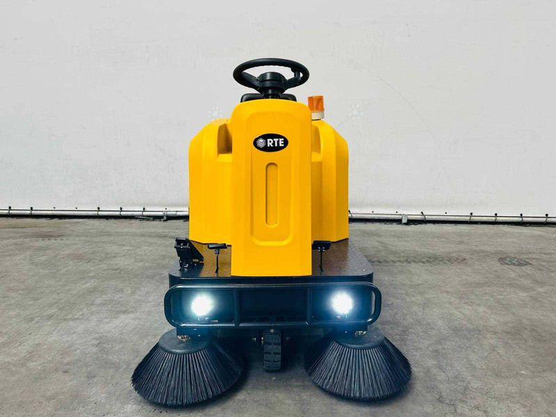 Onbekend SW80 - Balayeuse de voirie: photos 5 Onbekend SW80 - Balayeuse de voirie: photos 5