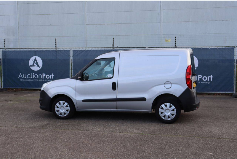 Opel Combo - Fourgon utilitaire: photos 3 Opel Combo - Fourgon utilitaire: photos 3