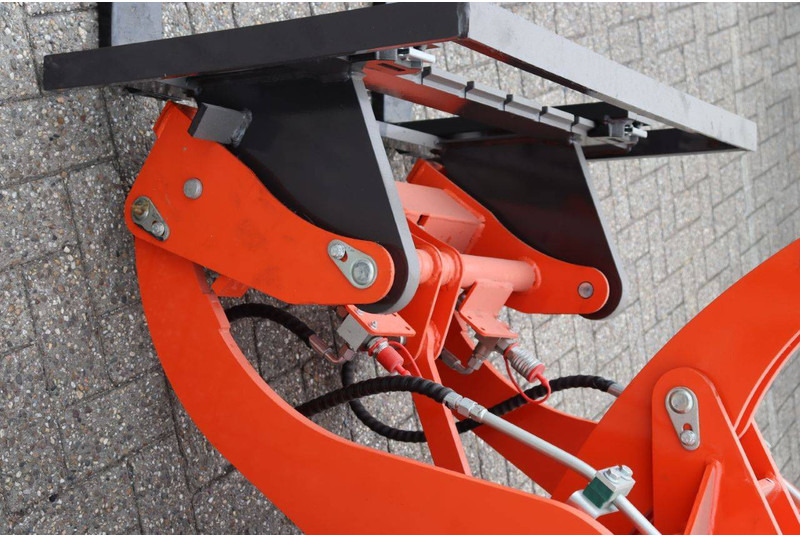 Chargeuse sur pneus neuf Panther 10-08: photos 17