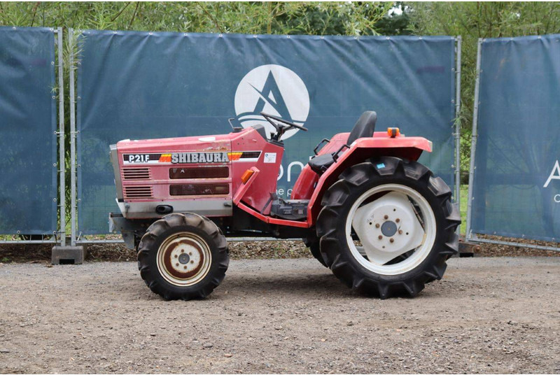 Shibaura P21F - Tracteur agricole: photos 1 Shibaura P21F - Tracteur agricole: photos 1