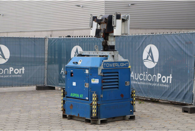 Towerlight Aspen 4T - Mat d'éclairage: photos 4 Towerlight Aspen 4T - Mat d'éclairage: photos 4