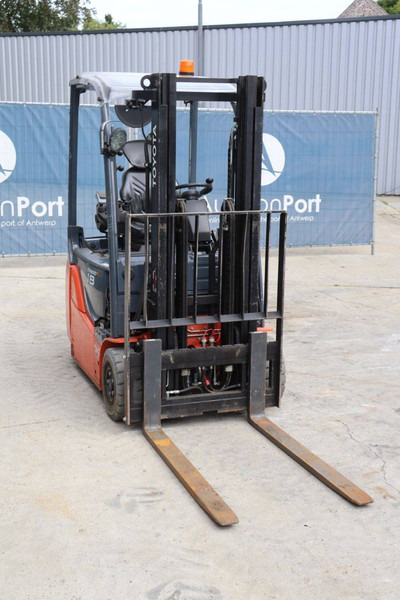 Chariot élévateur électrique Toyota 8FBEK18T: photos 7