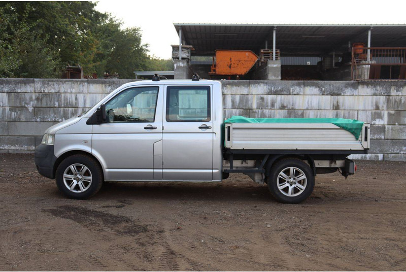 Volkswagen Transporter 7JD-AXA2D - Fourgon utilitaire: photos 2 Volkswagen Transporter 7JD-AXA2D - Fourgon utilitaire: photos 2