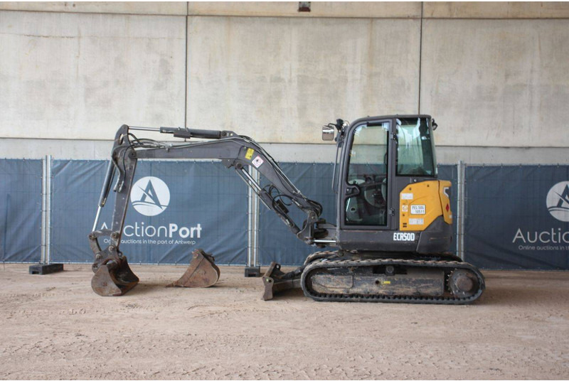 Volvo ECR50D - Pelle sur chenille: photos 2 Volvo ECR50D - Pelle sur chenille: photos 2