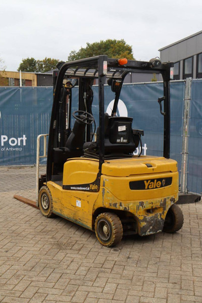 Yale ERP16VF - Chariot élévateur électrique: photos 4 Yale ERP16VF - Chariot élévateur électrique: photos 4