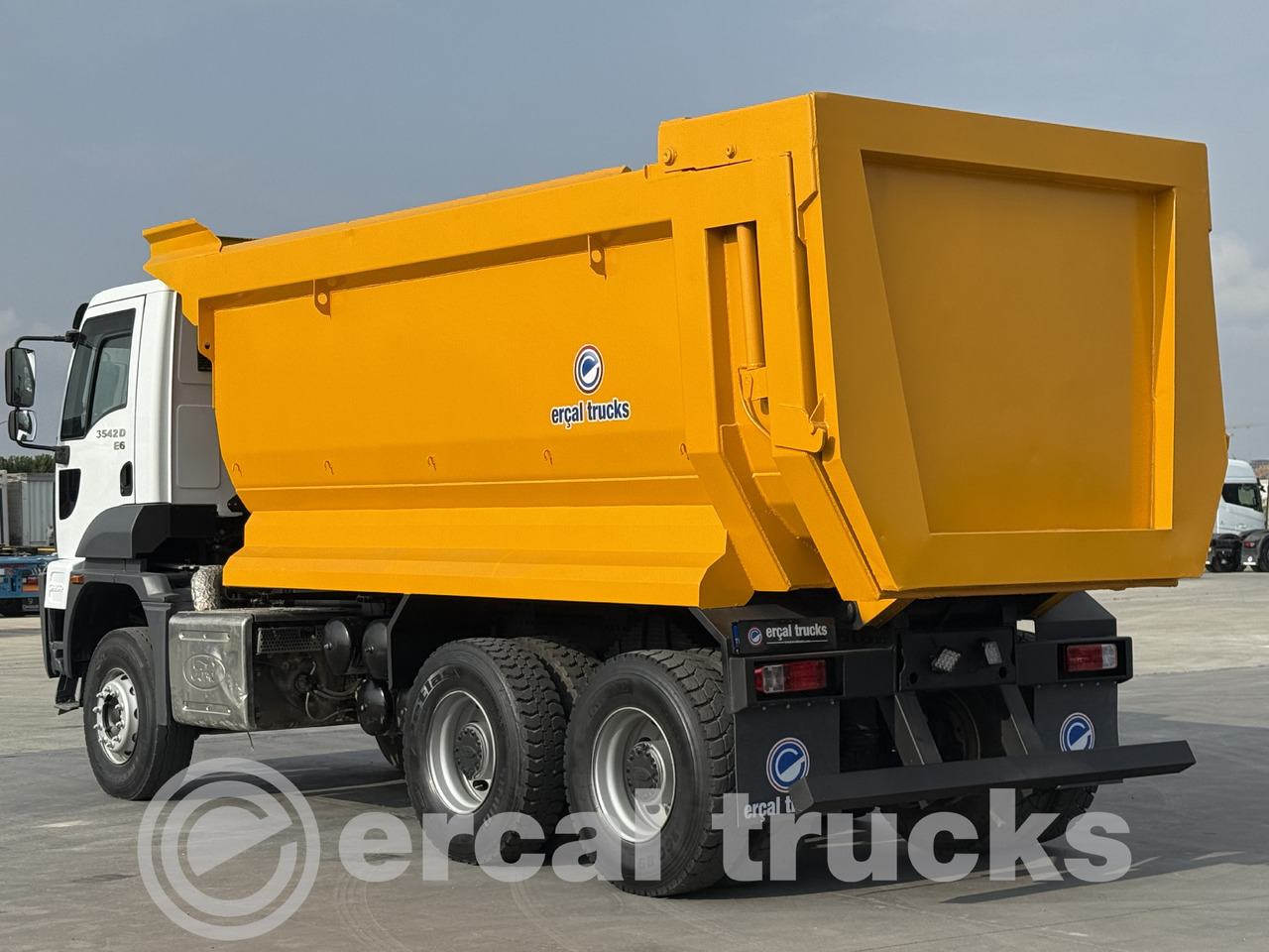 Camion benne FORD 2018  CARGO 3542 D /   MANUAL-AC -EURO6-6X4-HARDOX TIPPER: photos 6