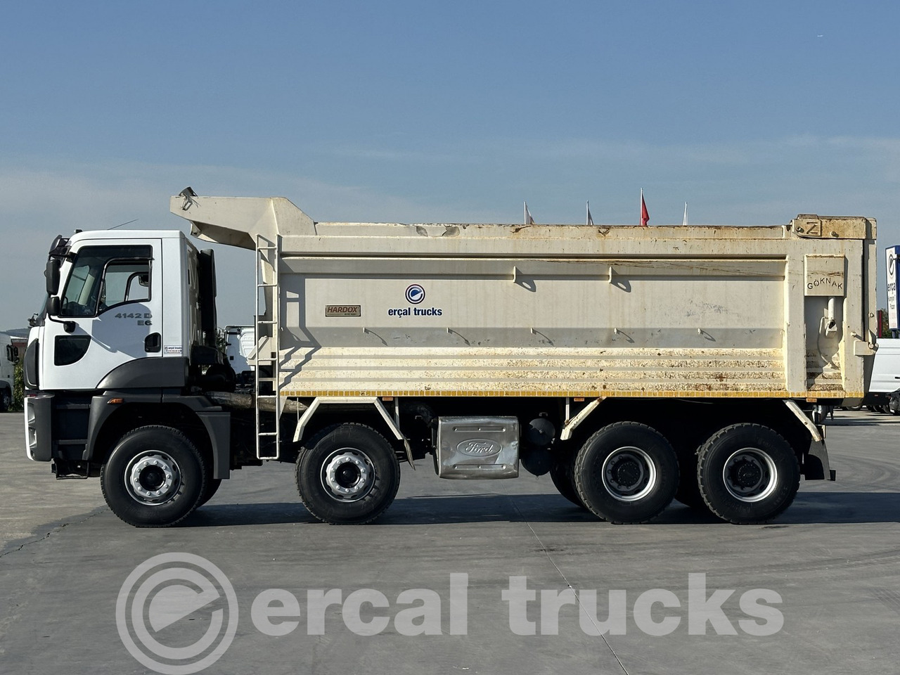 FORD 2018 FORD 4142 /MANUAL-AC-EURO6-8X4 HARDOX TIPPER - Camion benne: photos 5 FORD 2018 FORD 4142 /MANUAL-AC-EURO6-8X4 HARDOX TIPPER - Camion benne: photos 5