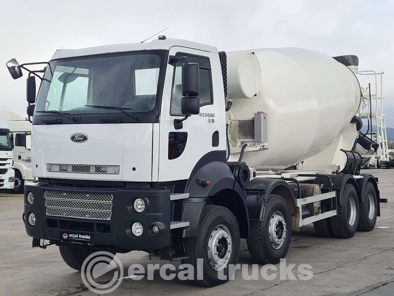 FORD Ford 2015 4136/ EURO 5 - AC-NEW ENGINE-CONCRETE MIXER - Camion benne: photos 1 FORD Ford 2015 4136/ EURO 5 - AC-NEW ENGINE-CONCRETE MIXER - Camion benne: photos 1