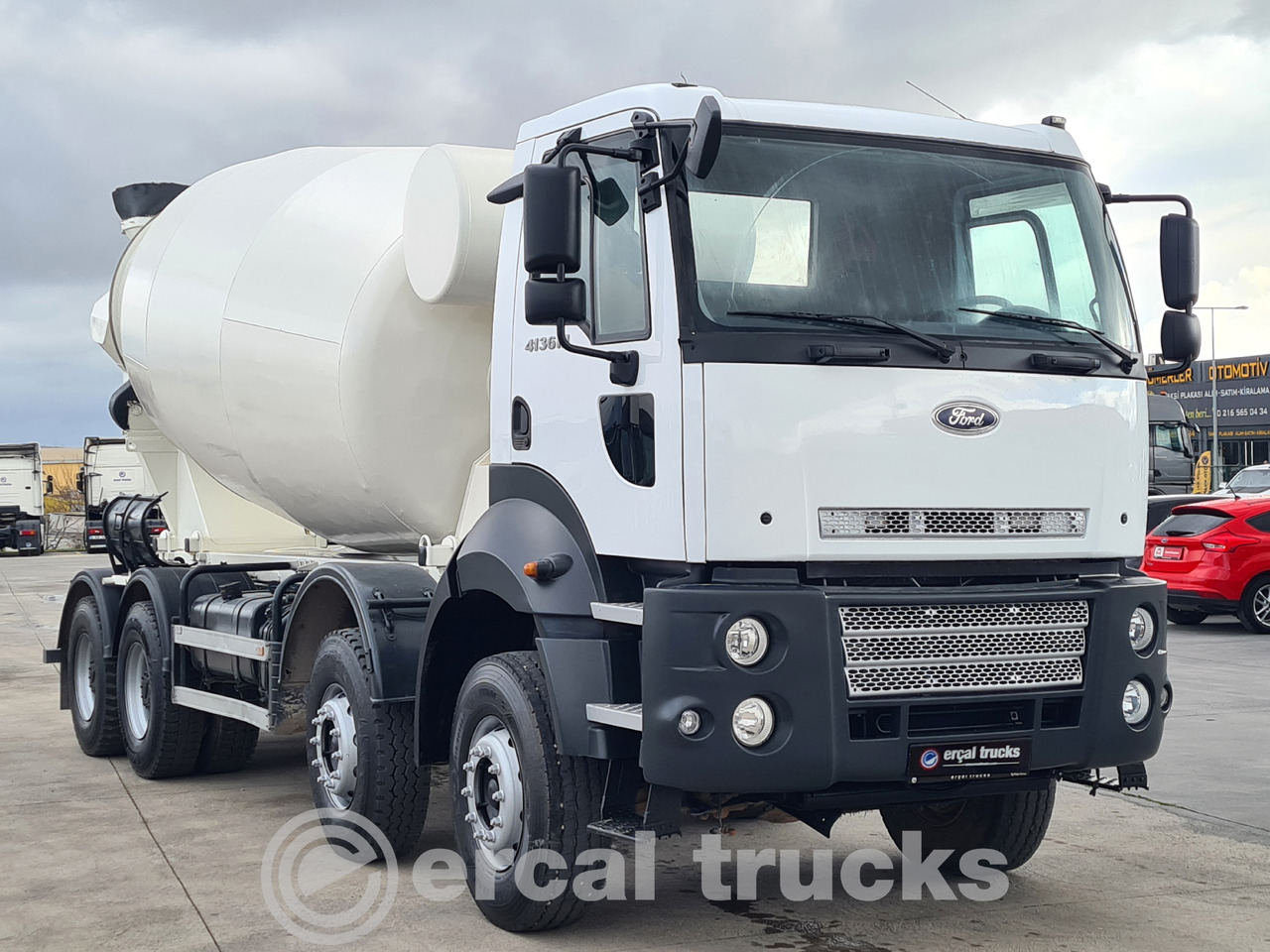 FORD Ford 2015 4136/ EURO 5 - AC-NEW ENGINE-CONCRETE MIXER - Camion benne: photos 3 FORD Ford 2015 4136/ EURO 5 - AC-NEW ENGINE-CONCRETE MIXER - Camion benne: photos 3