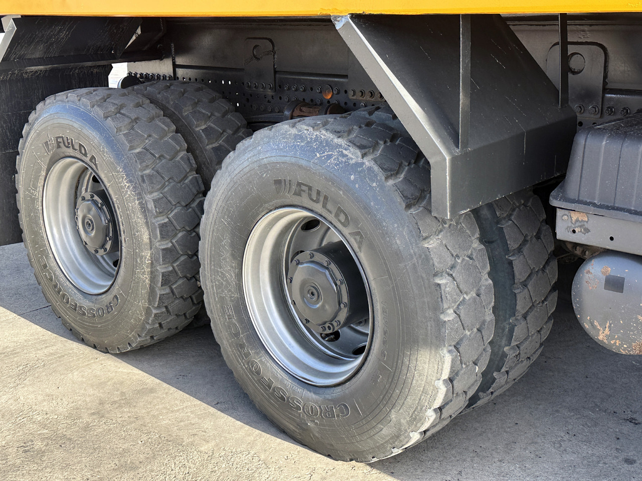 Camion benne MERCEDES 2021 MERCEDES AROCS  4142/AUTO-AC-EURO6-8X4 HARDOX TIPPER: photos 24