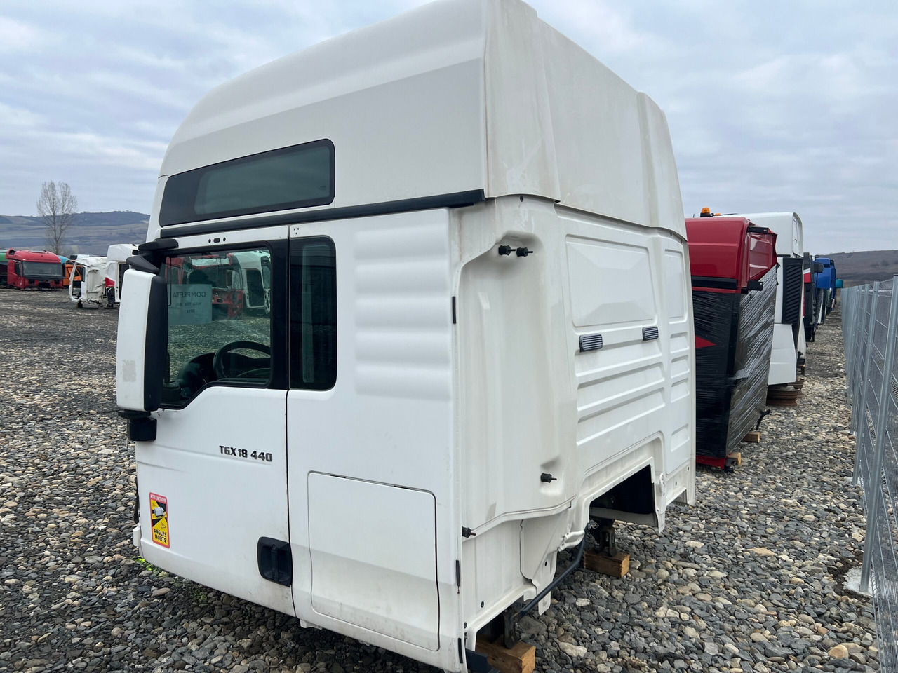 CABINA MAN TGX XXL - Cabine pour Camion: photos 5 CABINA MAN TGX XXL - Cabine pour Camion: photos 5