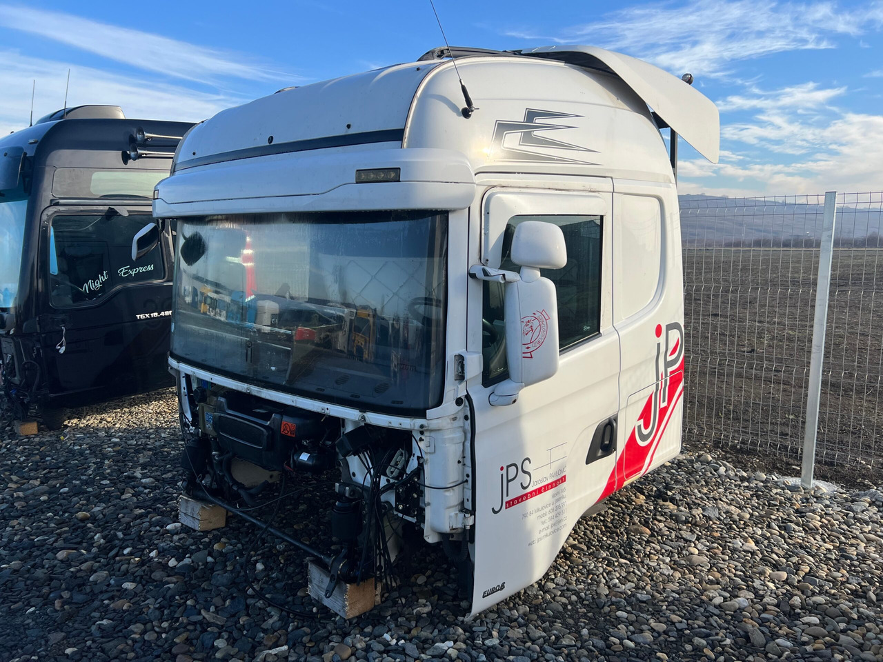 CABINA SCANIA R STREAMLINE CR19H - Cabine pour Camion: photos 3 CABINA SCANIA R STREAMLINE CR19H - Cabine pour Camion: photos 3